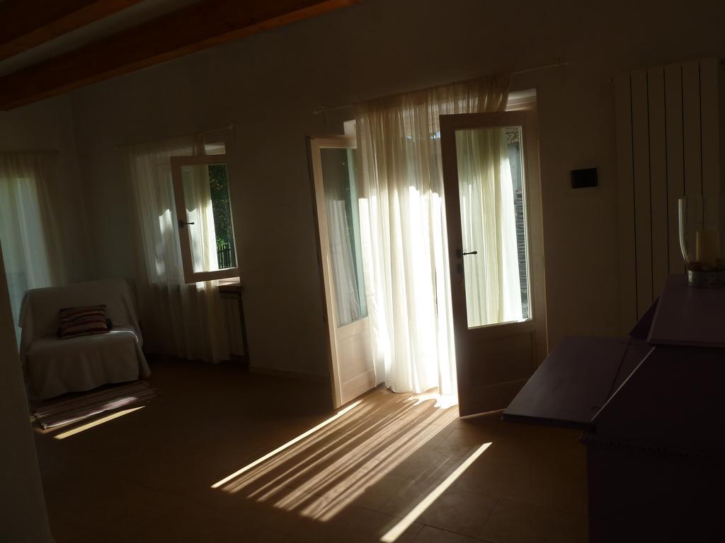 B&B Al Giardino Dei Mandorli Prasco Room photo